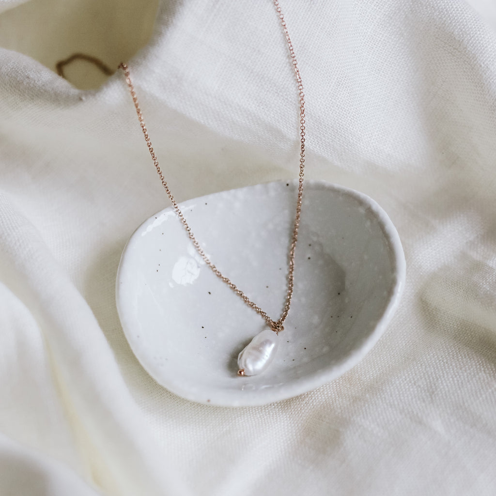 Waterdrop Pearl Necklace